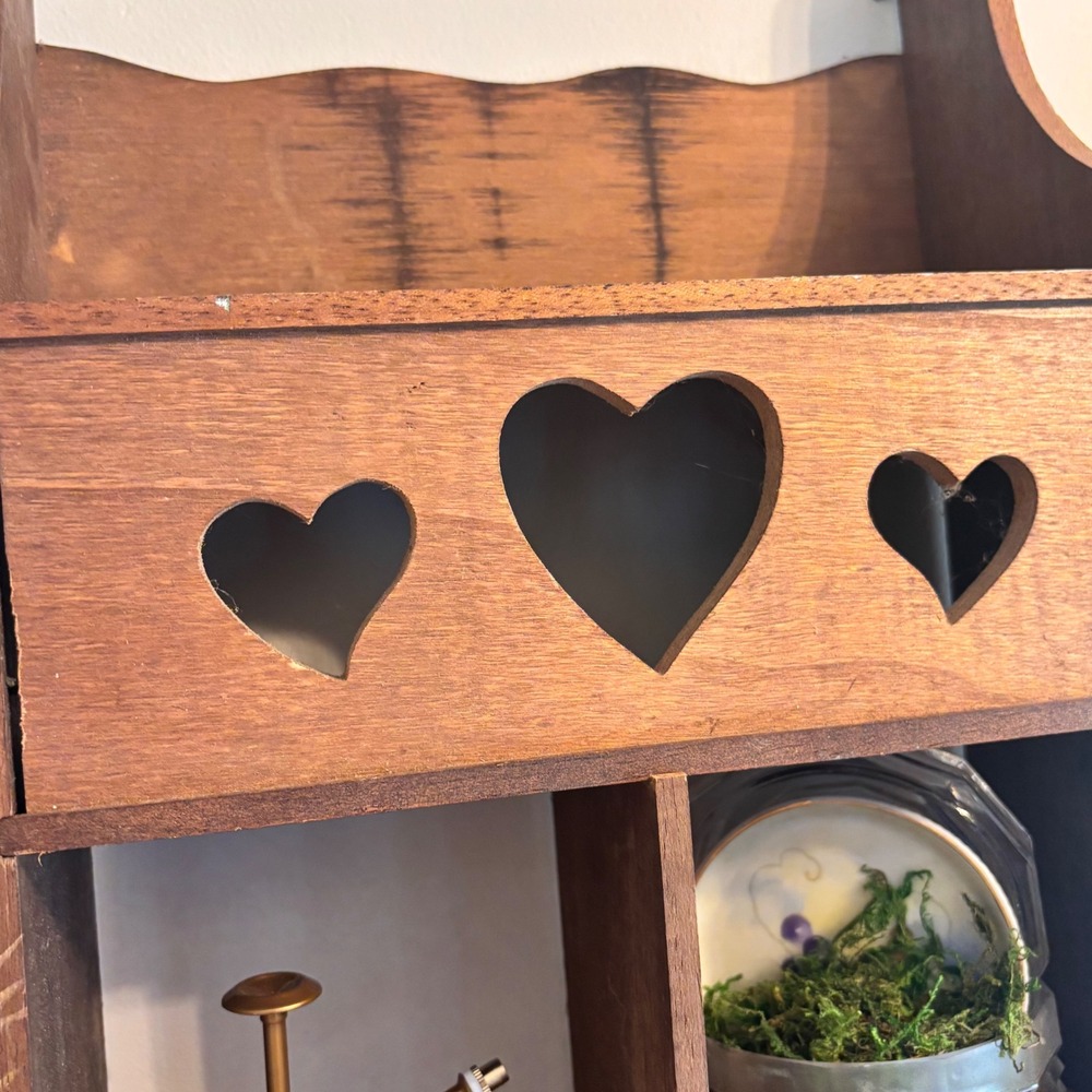 Vintage Wood Heart shelf Cutout Box Wall Shelf Brown Rustic Display 90's case - Picture 5 of 8